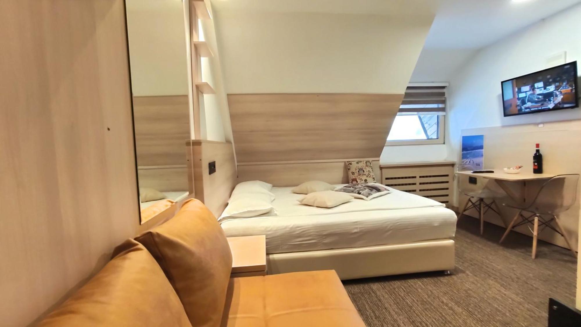 Angella Kop Konaci Apartment โคเปานิก ห้อง รูปภาพ