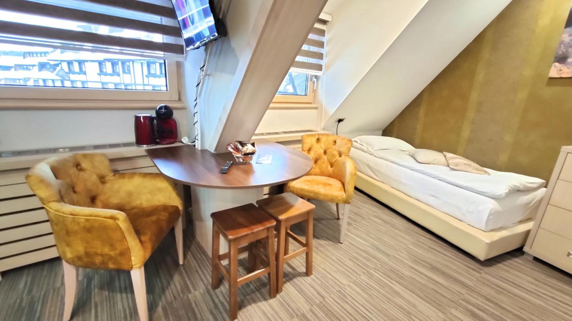 Angella Kop Konaci Apartment โคเปานิก ห้อง รูปภาพ