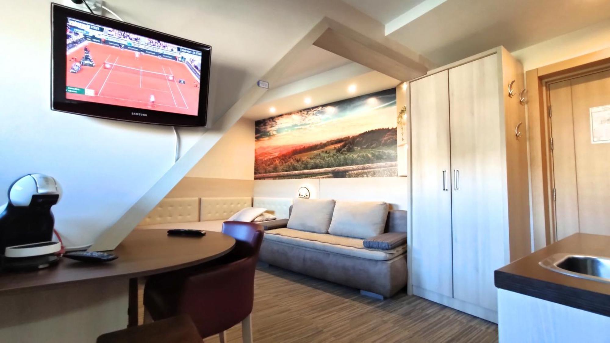 Angella Kop Konaci Apartment โคเปานิก ห้อง รูปภาพ