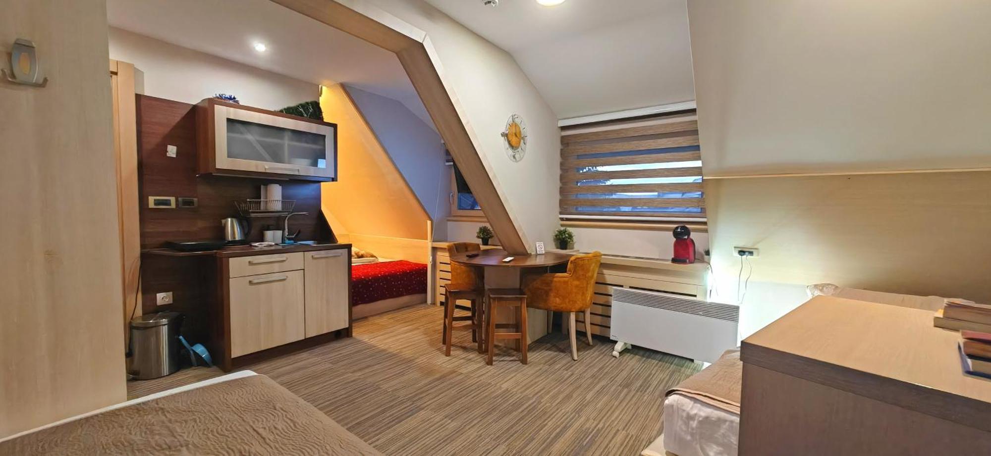 Angella Kop Konaci Apartment โคเปานิก ภายนอก รูปภาพ