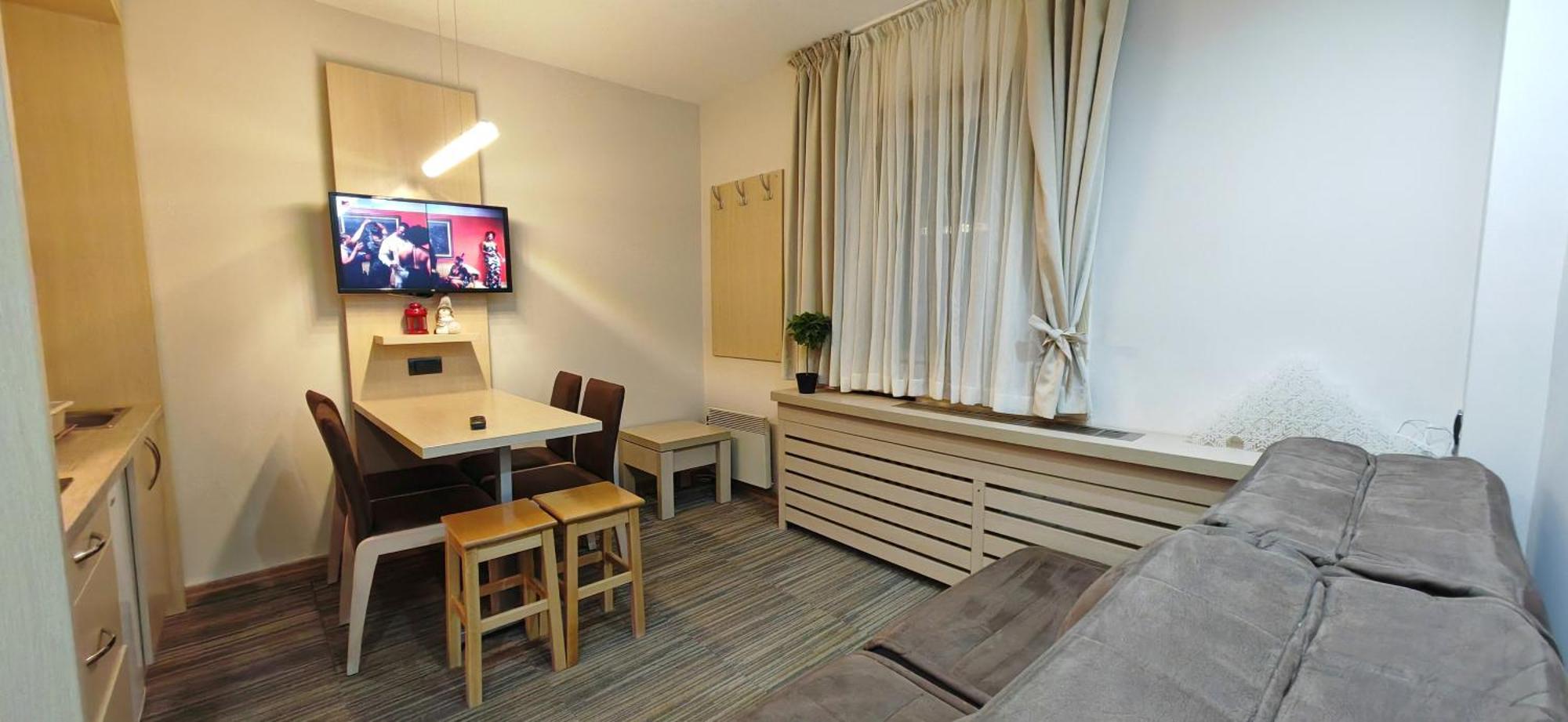 Angella Kop Konaci Apartment โคเปานิก ภายนอก รูปภาพ