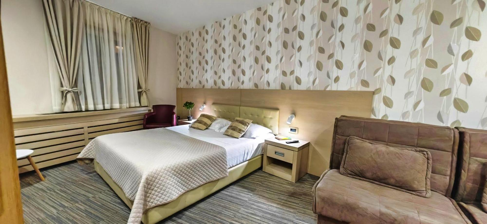 Angella Kop Konaci Apartment โคเปานิก ภายนอก รูปภาพ