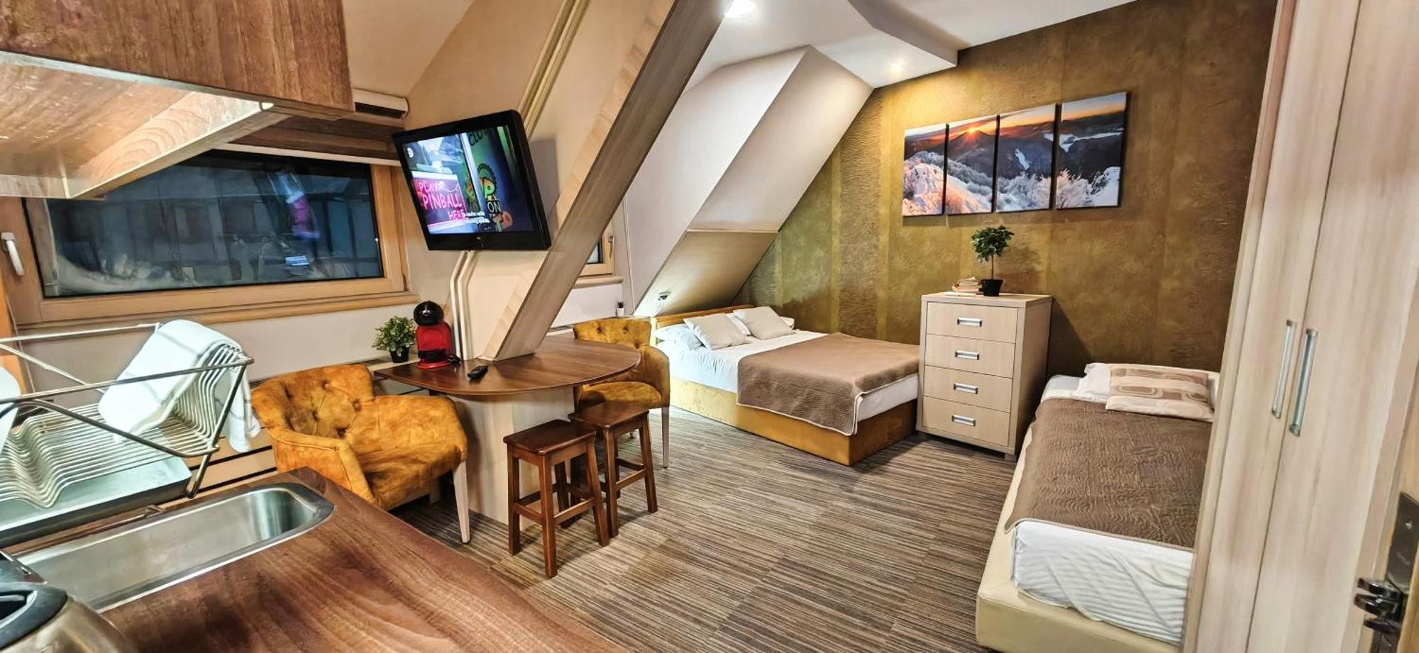 Angella Kop Konaci Apartment โคเปานิก ภายนอก รูปภาพ