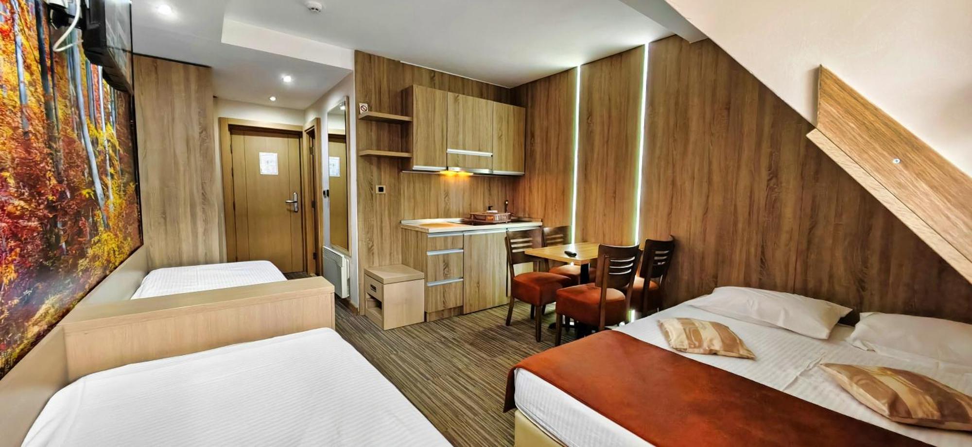 Angella Kop Konaci Apartment โคเปานิก ภายนอก รูปภาพ
