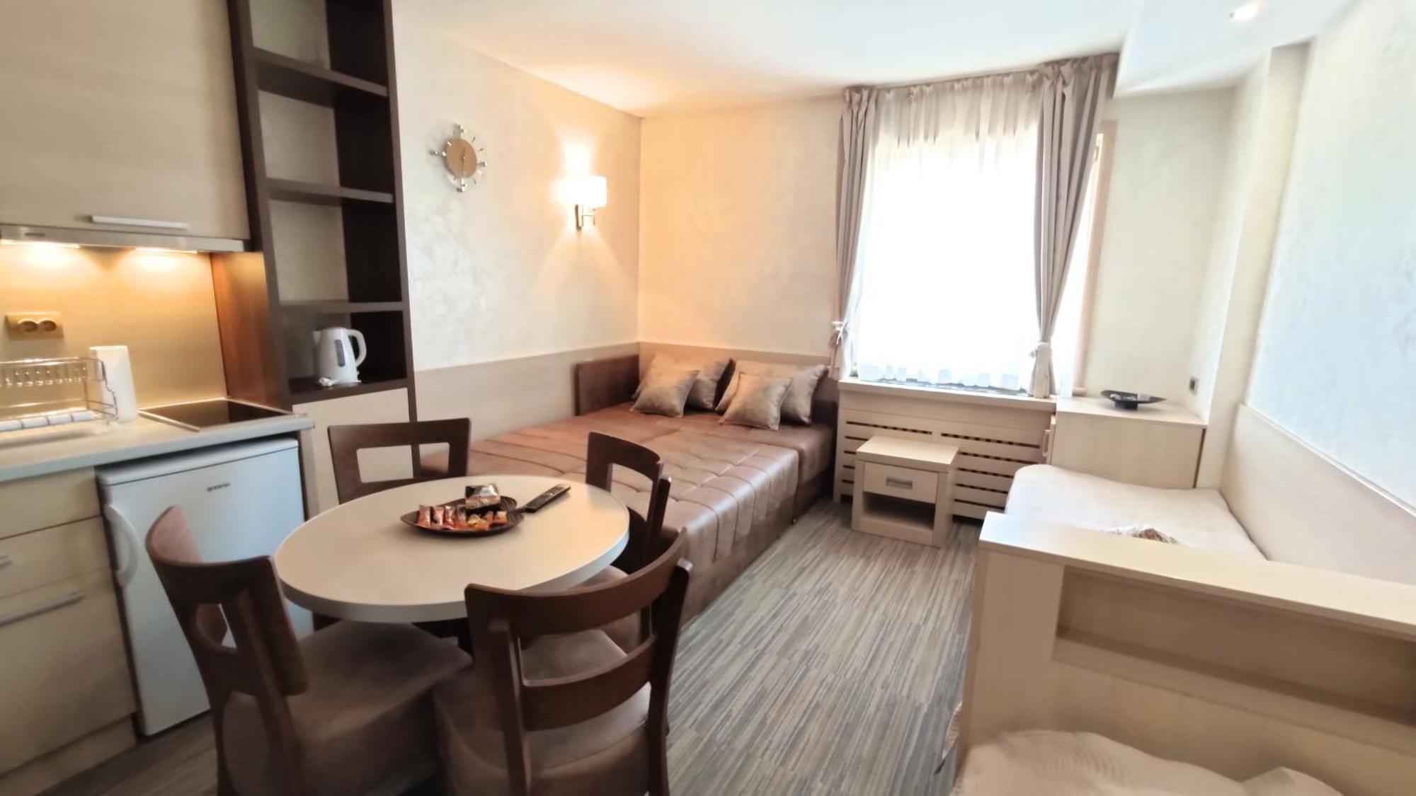 Angella Kop Konaci Apartment โคเปานิก ภายนอก รูปภาพ